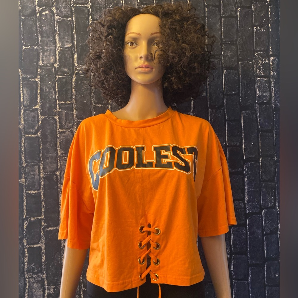 Graphic Crop Tee
